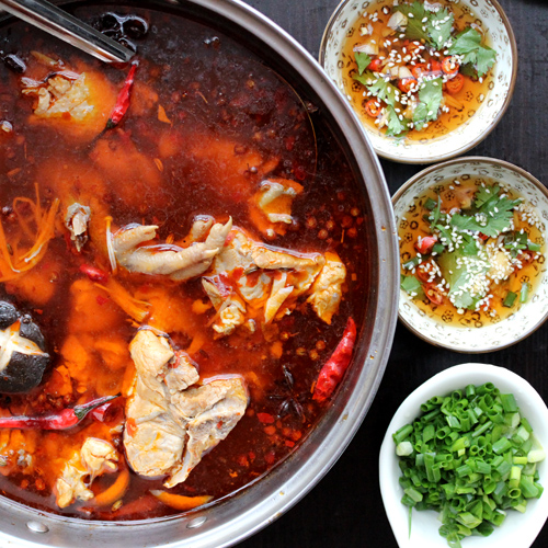 Chicken Hot Pot(辣子鸡火锅)