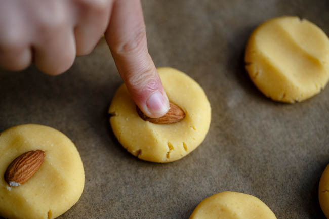 New Year Almond Cookie|ChinaSichuanFood.com