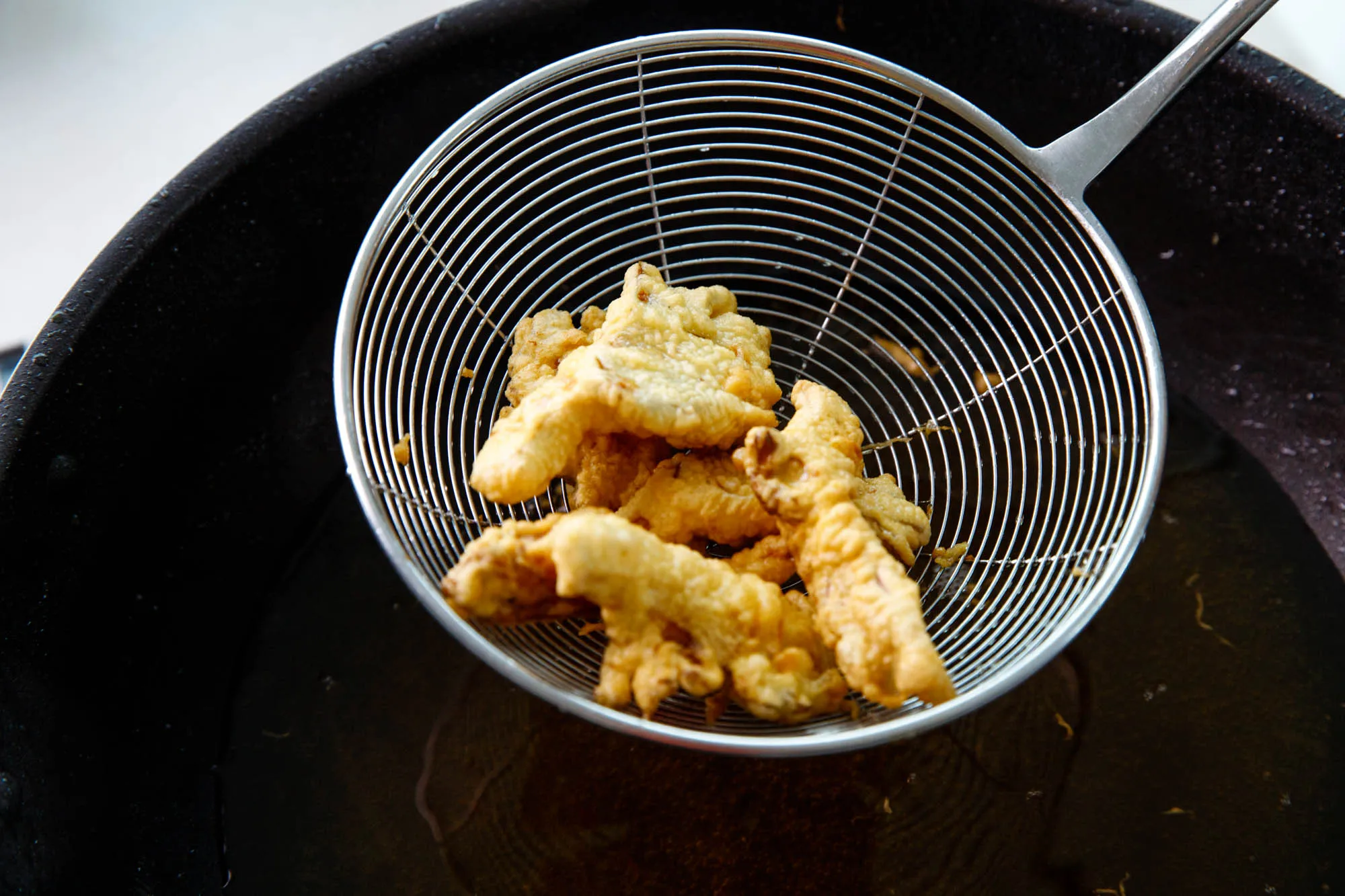 deep-fried oyster mushroom|chinasichuanfood.com