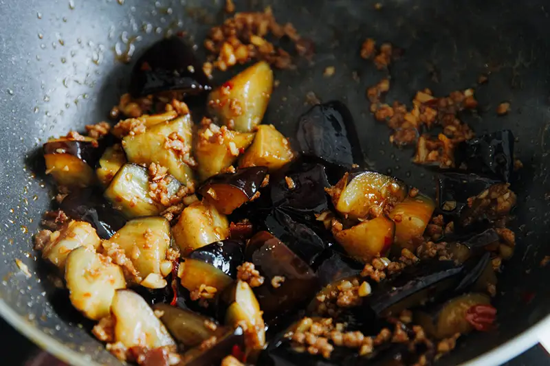 eggplants with minced pork